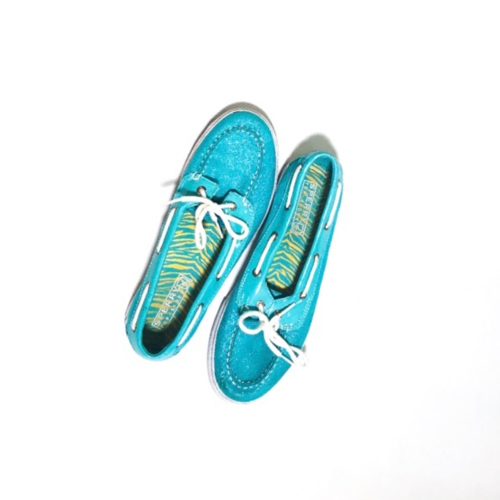 Sperry top-sliders